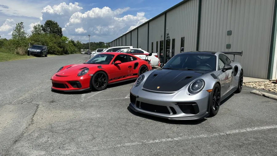 Shop photo red silver gt3rs outdoor